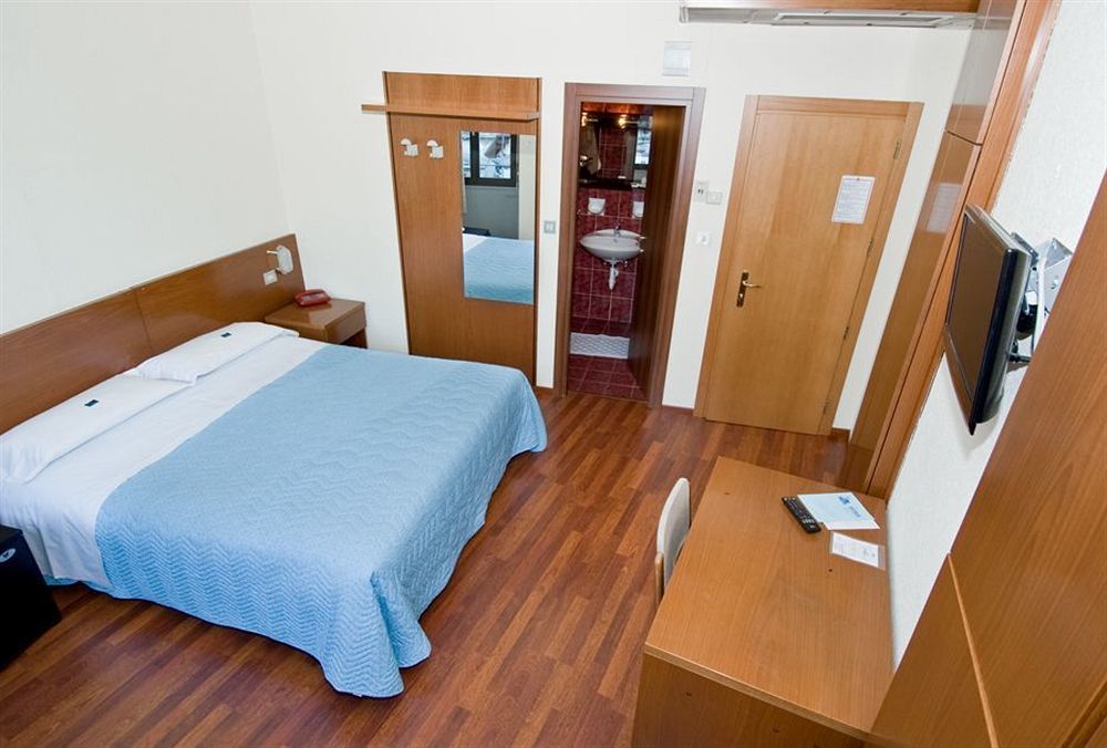 Hotel Europa ซอนดริโอ ภายนอก รูปภาพ